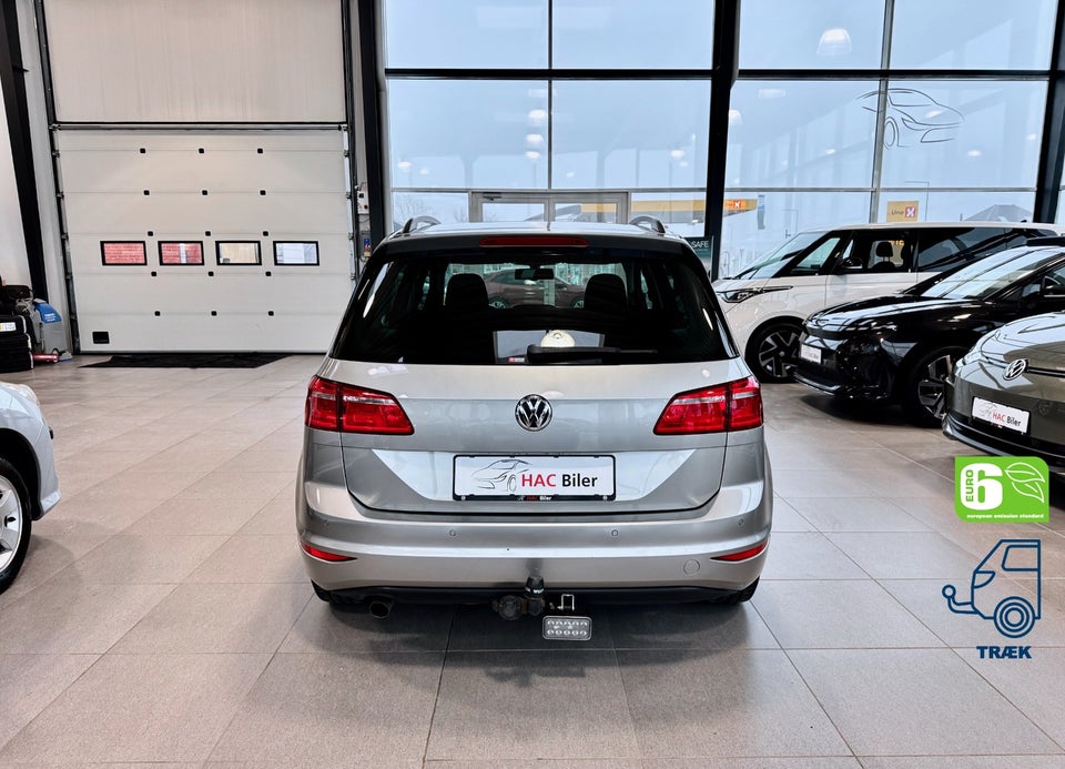 VW Golf Sportsvan 1,6 TDi 110 Lounge DSG BMT 5d