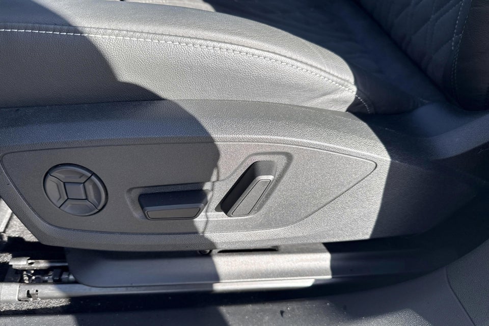 Audi Q4 e-tron 45 Ultra quattro 5d