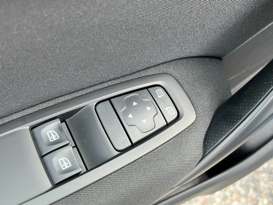 Renault Megane IV 1,2 TCe 100 Life Sport Tourer 5d