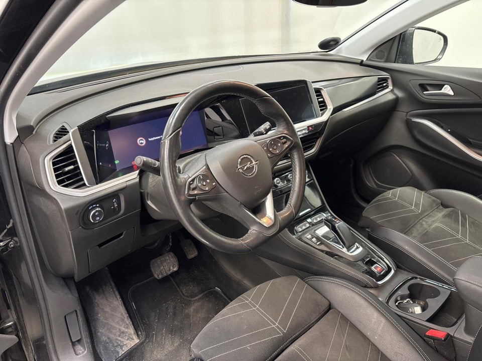 Opel Grandland 1,6 Hybrid Ultimate Sport Pack aut. 5d