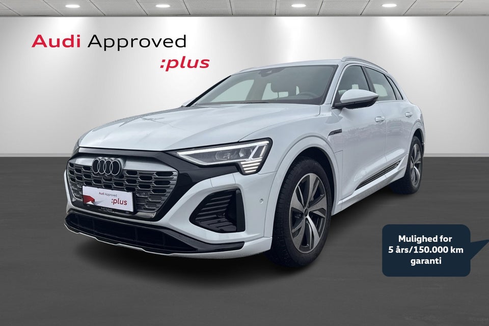 Audi Q8 e-tron 55 S-line quattro 5d