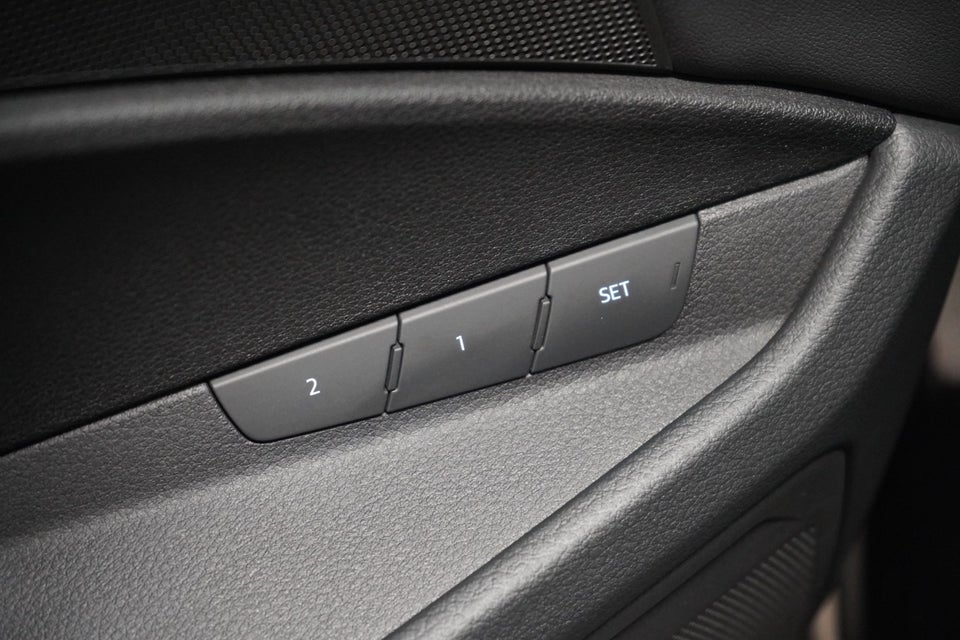 Audi e-tron 55 Advanced quattro 5d