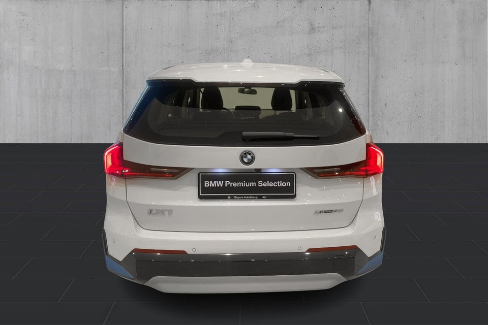 BMW iX1 xDrive30 5d