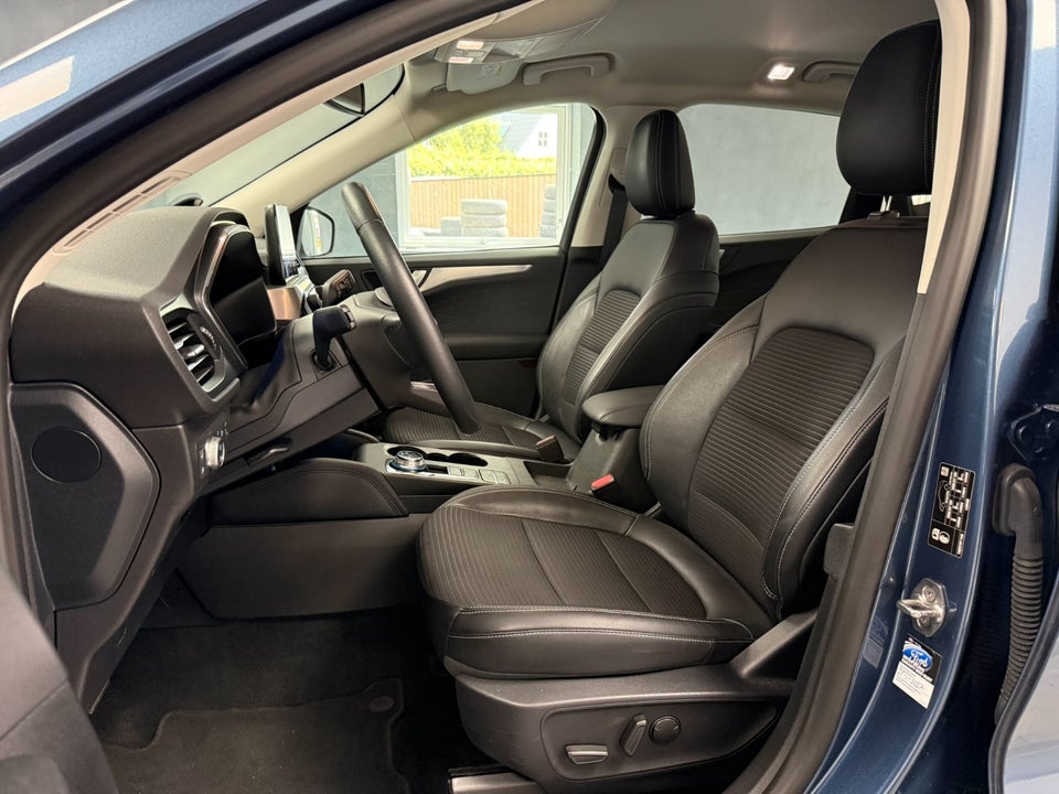 Ford Kuga 2,5 PHEV Titanium X CVT 5d