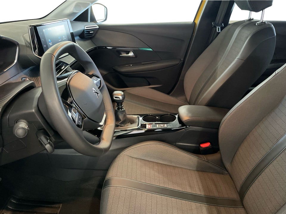 Peugeot 208 1,2 PureTech 100 Allure 5d