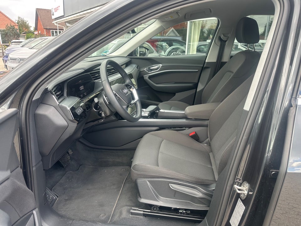 Audi e-tron 55 Advanced Sportback quattro 5d