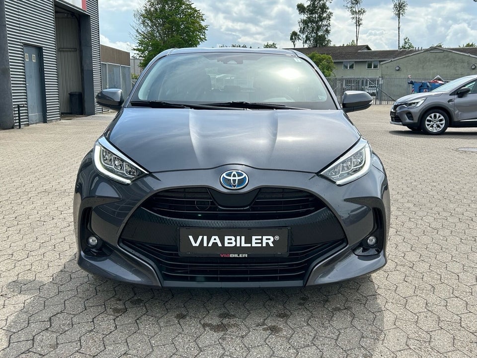 Toyota Yaris 1,5 Hybrid Active Tech e-CVT 5d