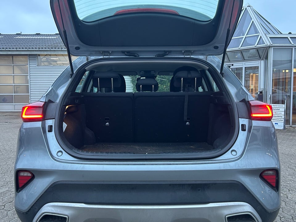 Kia XCeed 1,6 PHEV Prestige DCT 5d