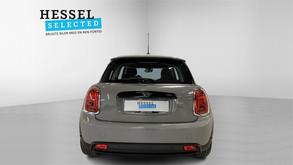 MINI Cooper SE Essential 3d