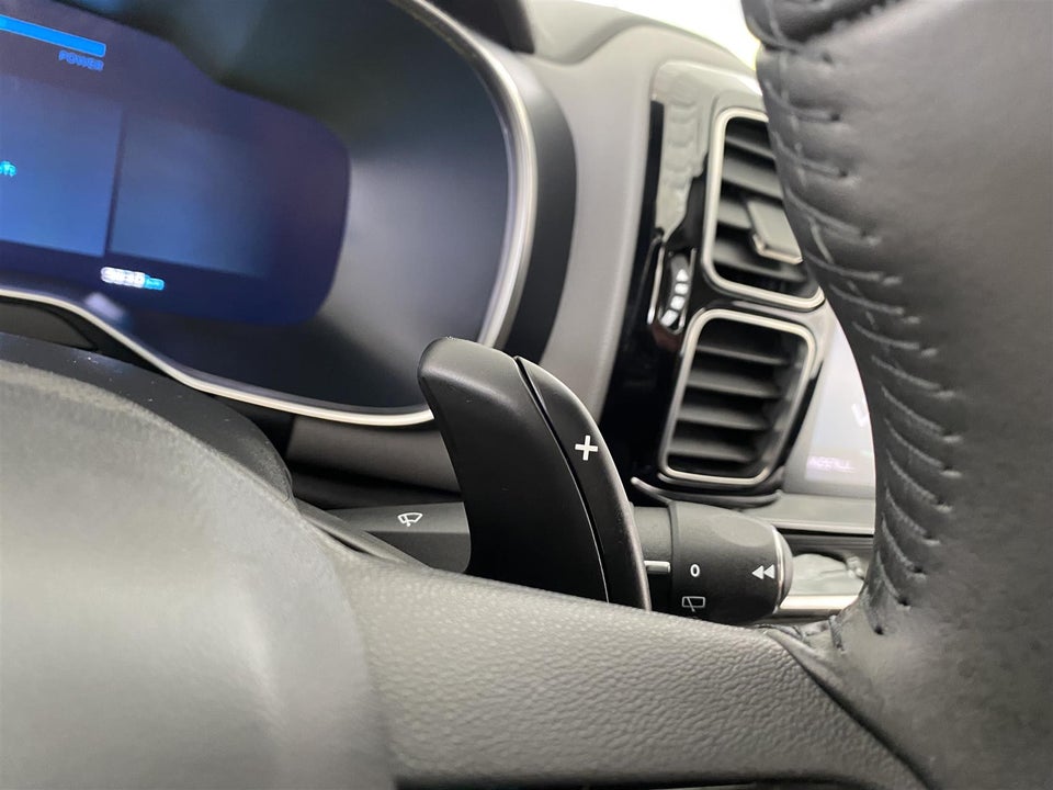 Citroën C5 Aircross 1,6 Hybrid Feel EAT8 5d