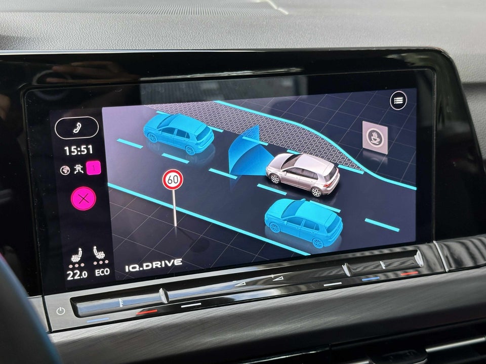 VW Golf VIII 1,4 eHybrid DSG 5d