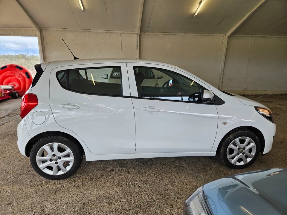 Toyota Yaris 1,5 Hybrid H1 e-CVT 5d