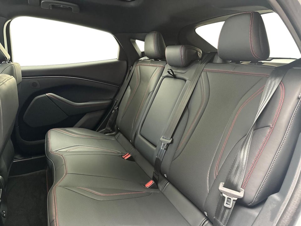 Ford Mustang Mach-E 91 Premium Extended Range AWD 5d