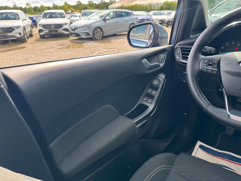 Ford Fiesta 1,0 EcoBoost mHEV Titanium X 5d