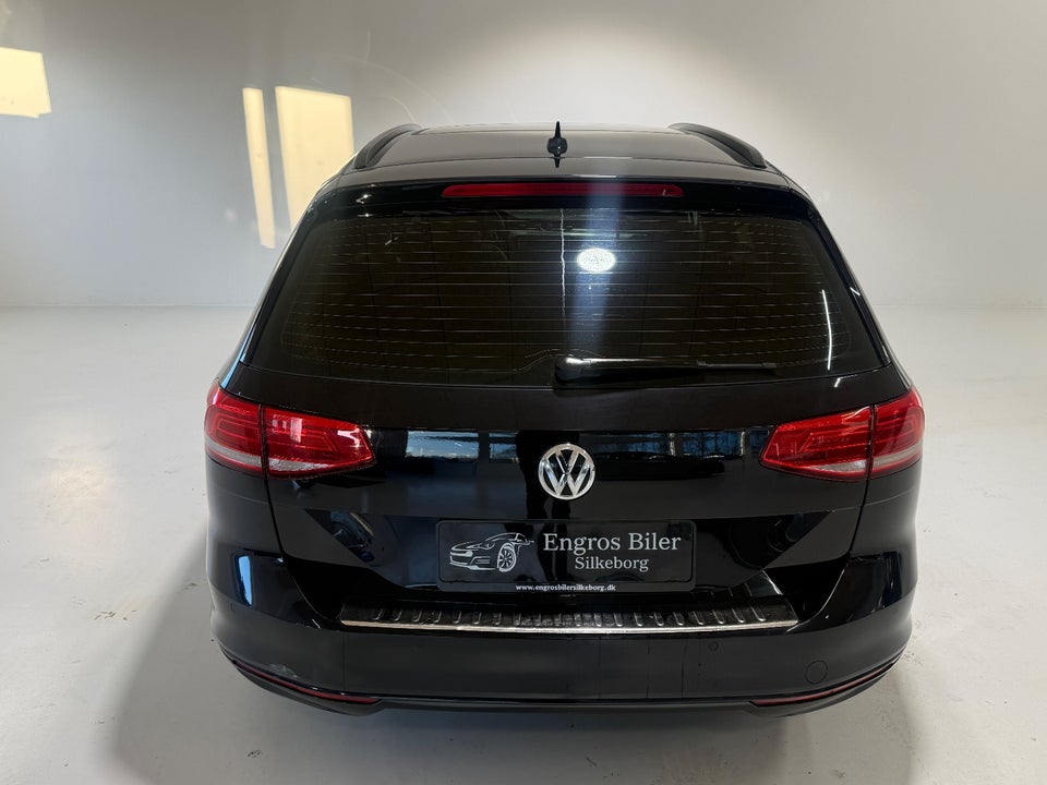 VW Passat 2,0 TDi 150 R-line Variant DSG 5d