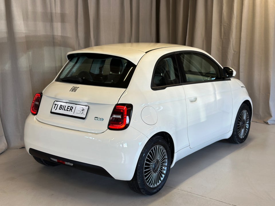 Fiat 500e 42 Icon 3d