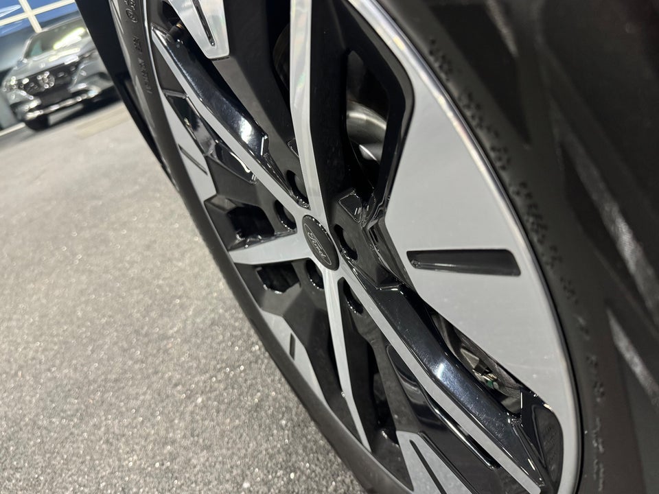 Ford Explorer 82 Select Extended Range 5d