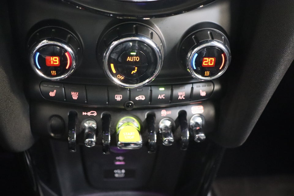 MINI Cooper SE Camden Edition 3d