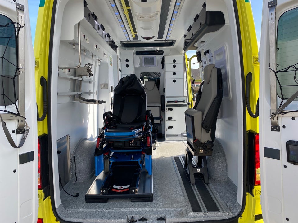 MAN TGE 2,0 4.180 Ambulance aut.