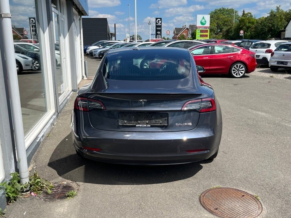 Tesla Model 3 Performance AWD 4d