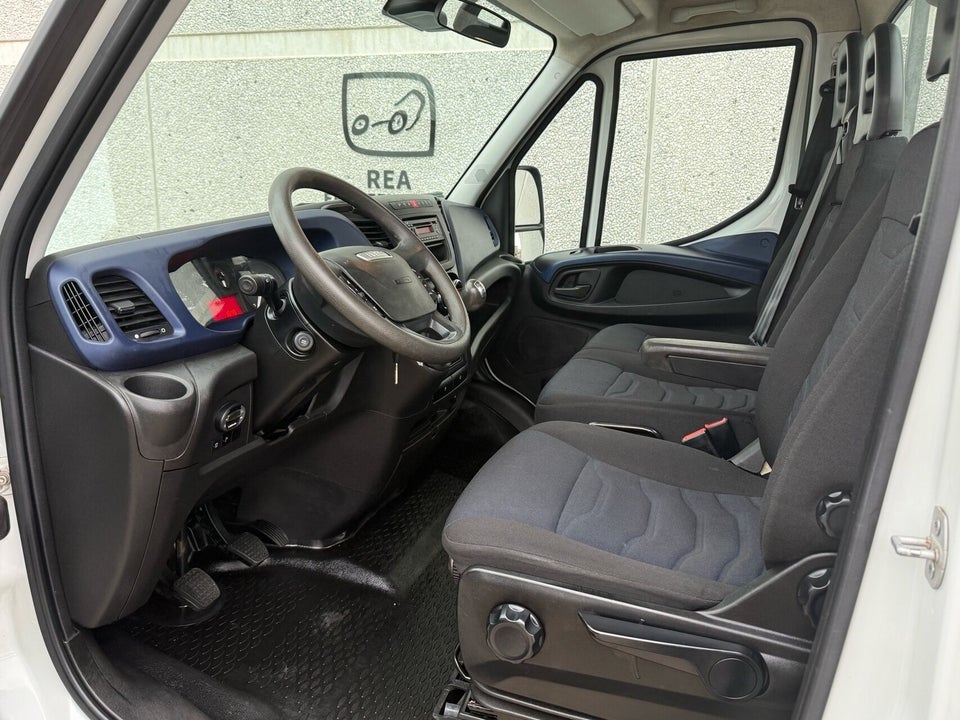 Iveco Daily 2,3 35S16 4100mm Lad 2d