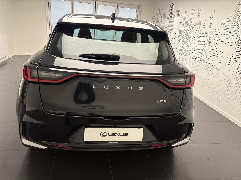 Lexus LBX 1,5 Hybrid Relax 5d