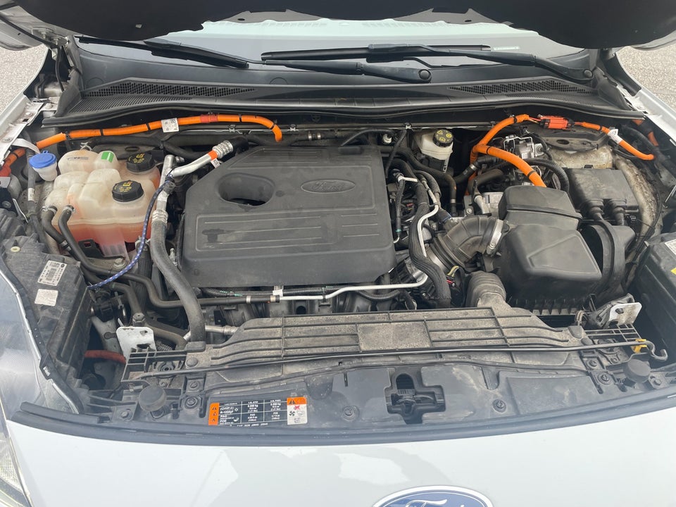 Ford Kuga 2,5 PHEV Titanium X CVT 5d