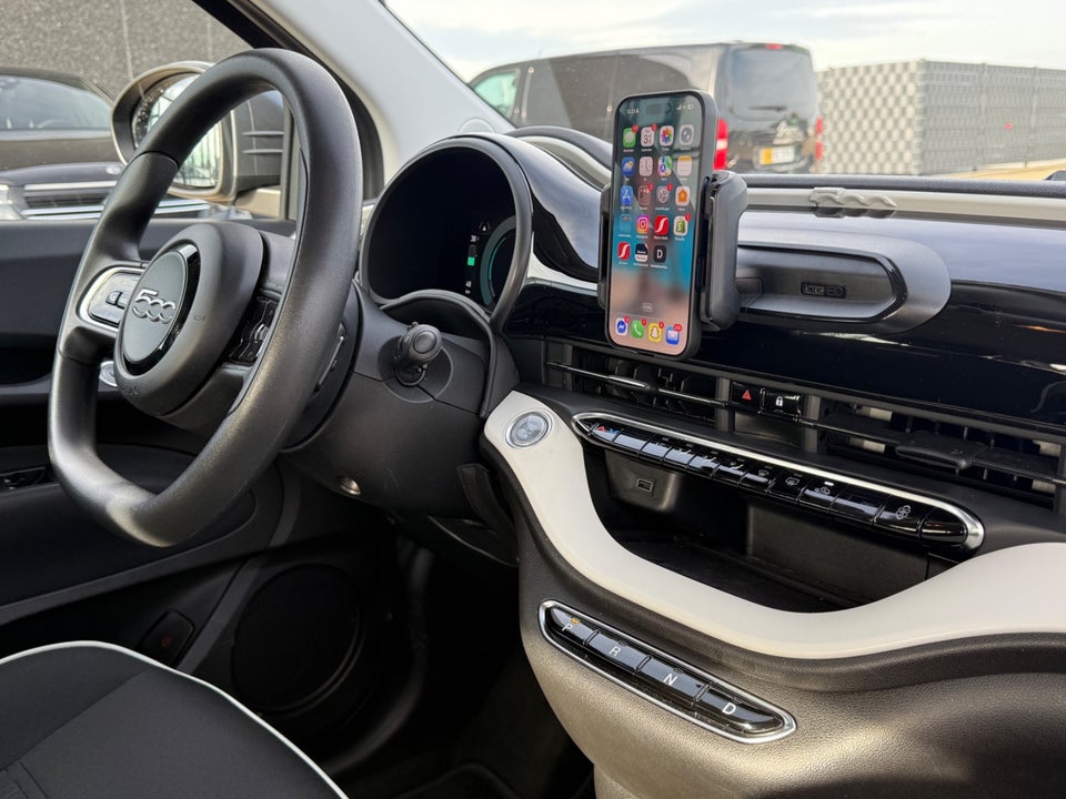 Fiat 500e 24 Action 3d