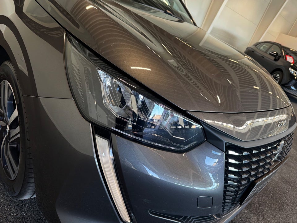 Peugeot 208 1,2 PureTech 100 Selection Sport 5d