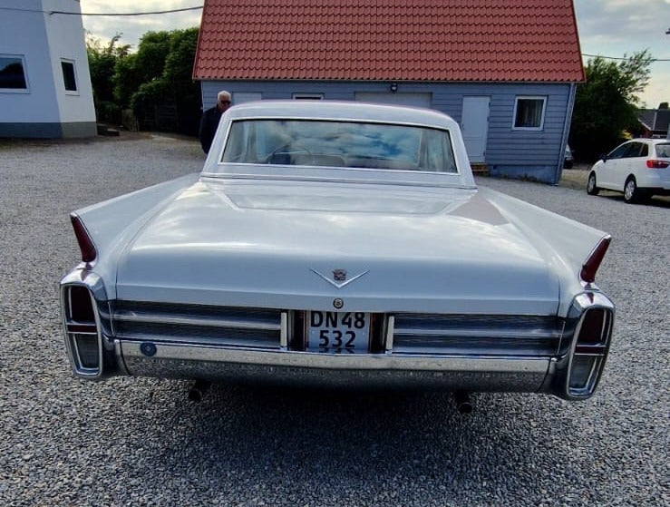 Cadillac Coupé DeVille 7,0 aut. 2d