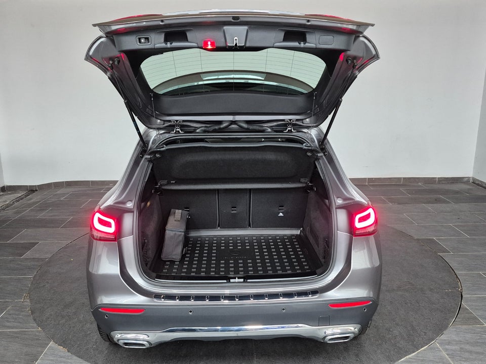 Mercedes GLA250 e 1,3 Progressive aut. 5d