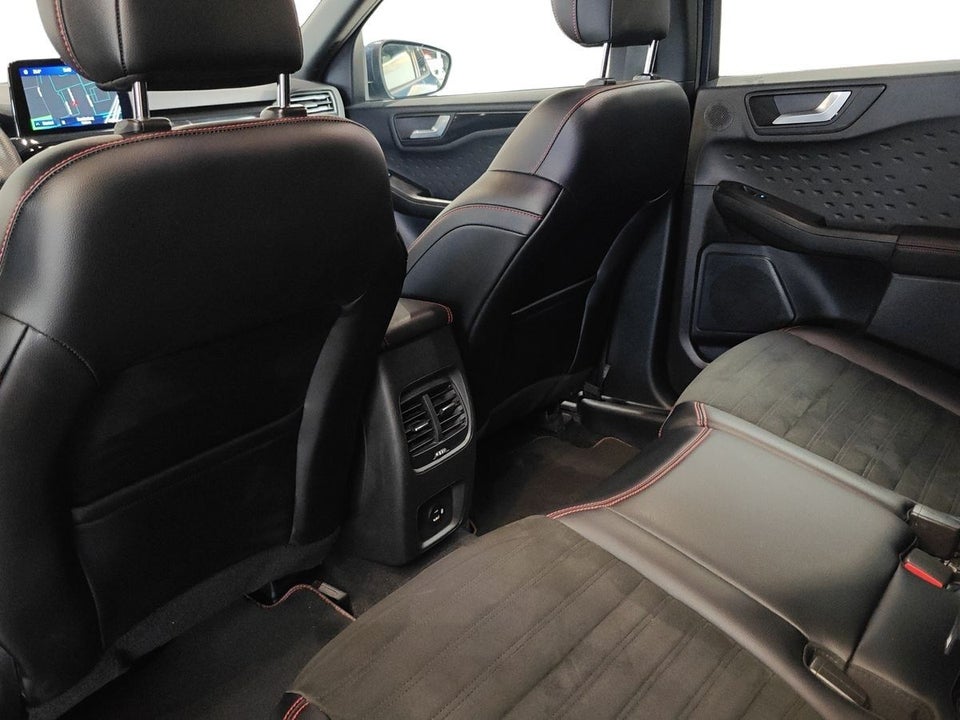 Ford Kuga 2,5 PHEV ST-Line X CVT 5d