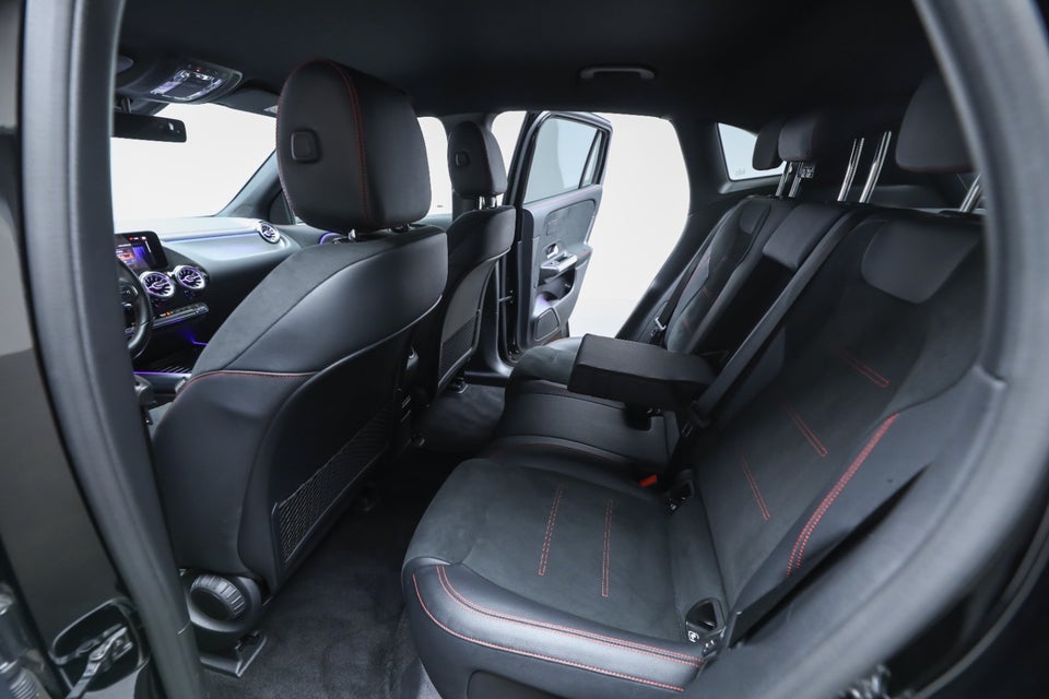 Mercedes EQA350 AMG Line 4Matic 5d