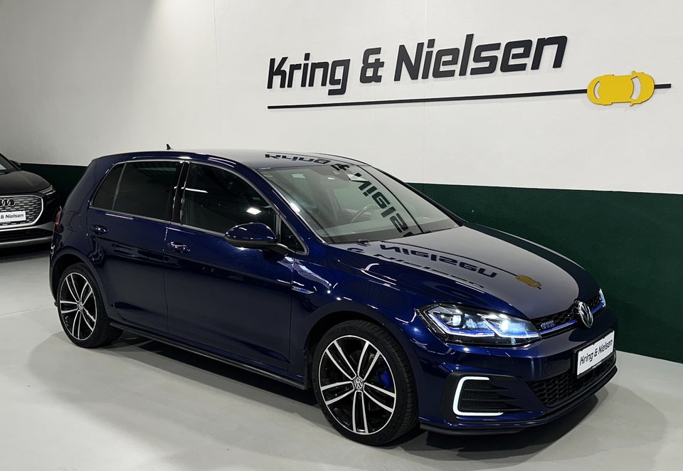 VW Golf VII 1,4 GTE DSG 5d