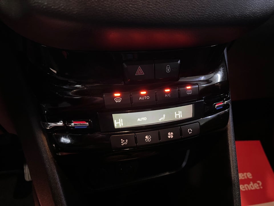 Peugeot 208 1,6 BlueHDi 100 Desire 5d