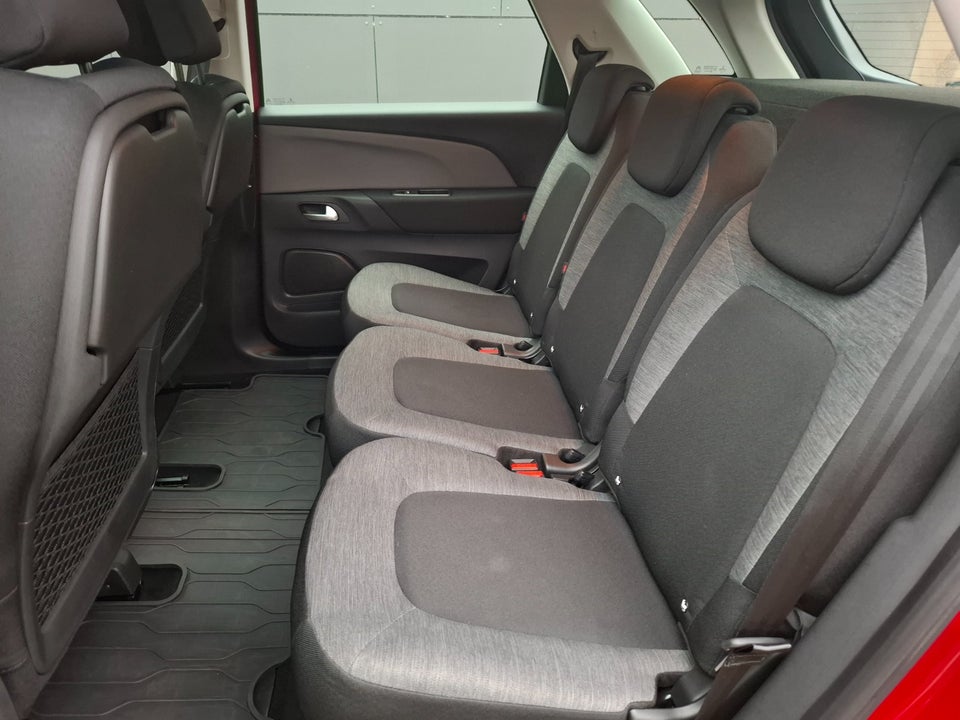 Citroën C4 Picasso 1,6 BlueHDi 120 Iconic 5d