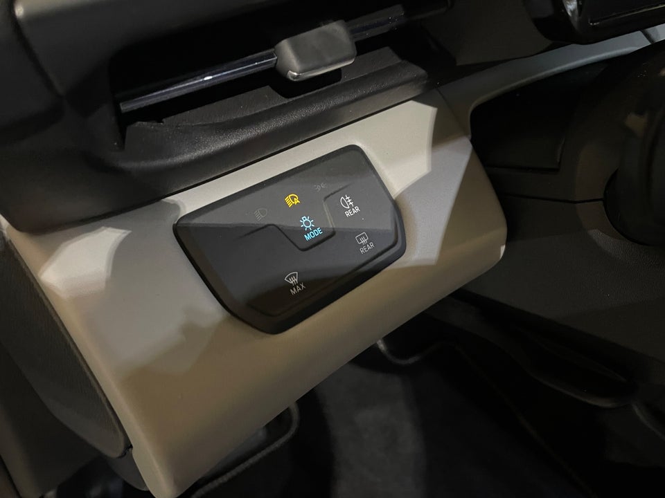 Ford Explorer 82 Select Extended Range 5d