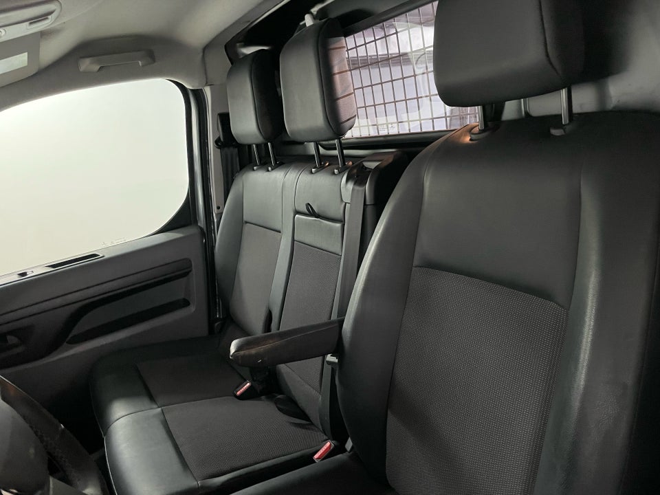 Peugeot Expert 2,0 BlueHDi 122 L3 Premium EAT8 Van