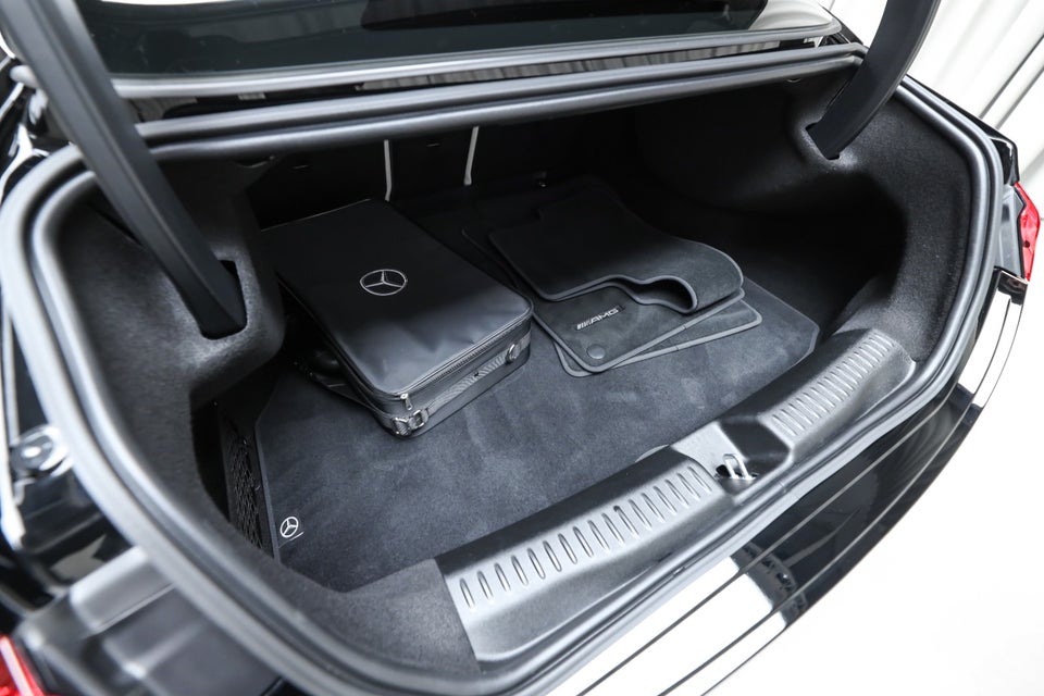 Mercedes CLA250+ electric AMG Premium Plus 4d