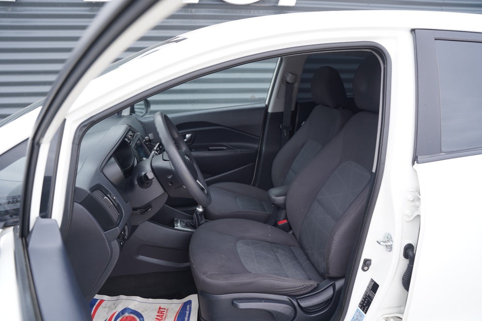 Kia Rio 1,2 CVVT Active 5d