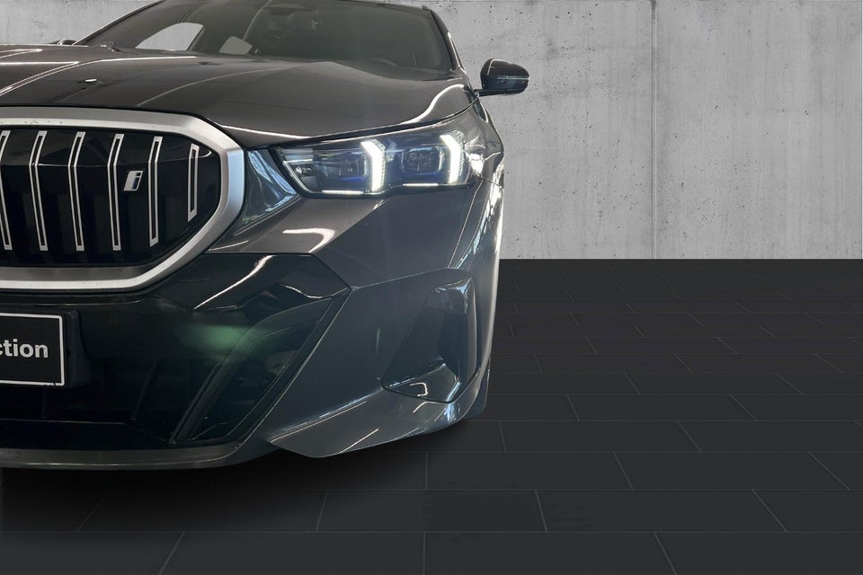 BMW i5 eDrive40 Touring Fully Charged M-Sport 5d