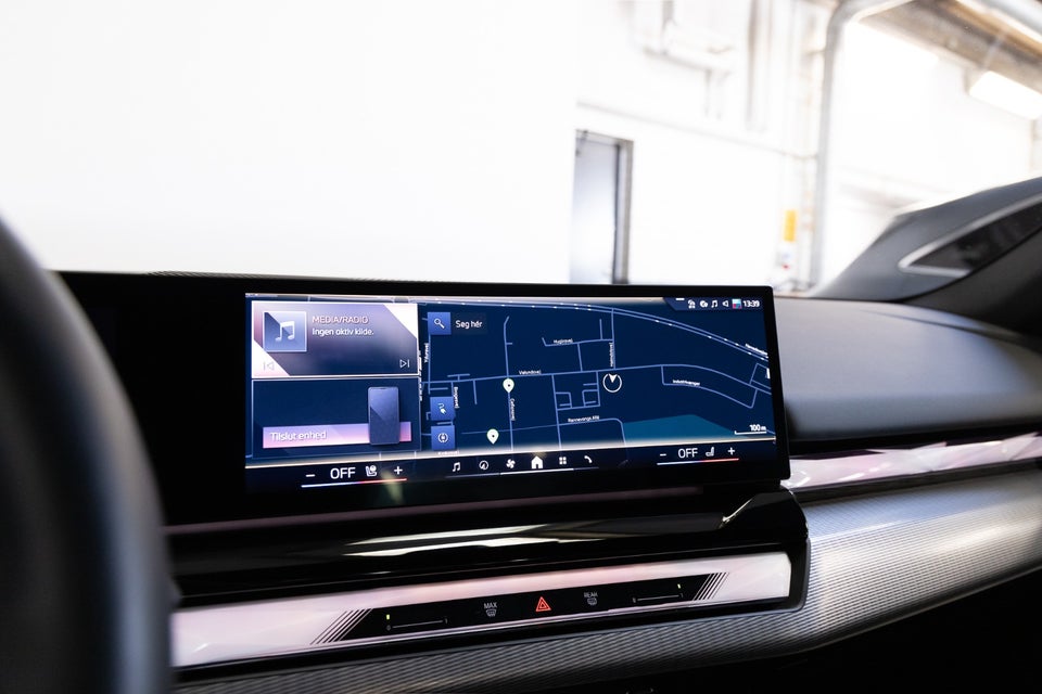 BMW i5 eDrive40 M-Sport 4d