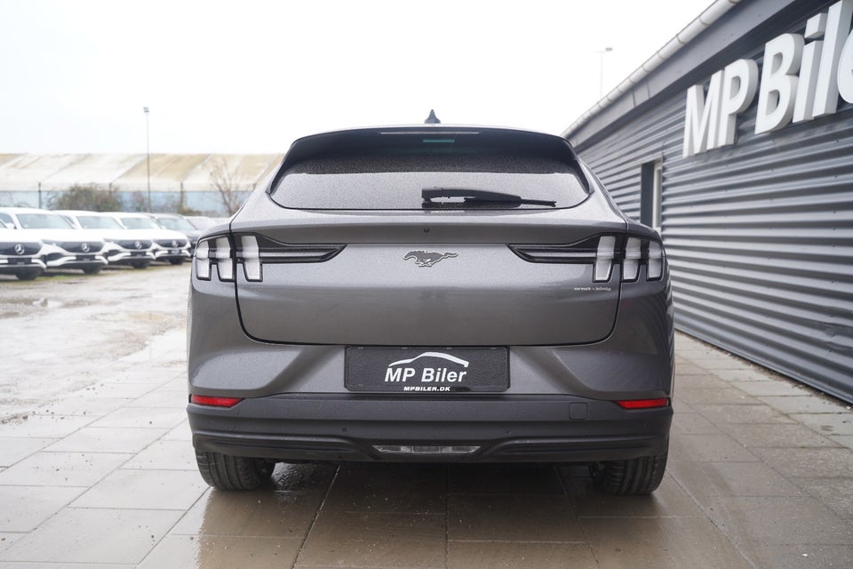 Ford Mustang Mach-E 78 Standard Range 5d