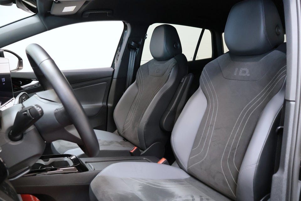 VW ID.4 77 Pro 5d