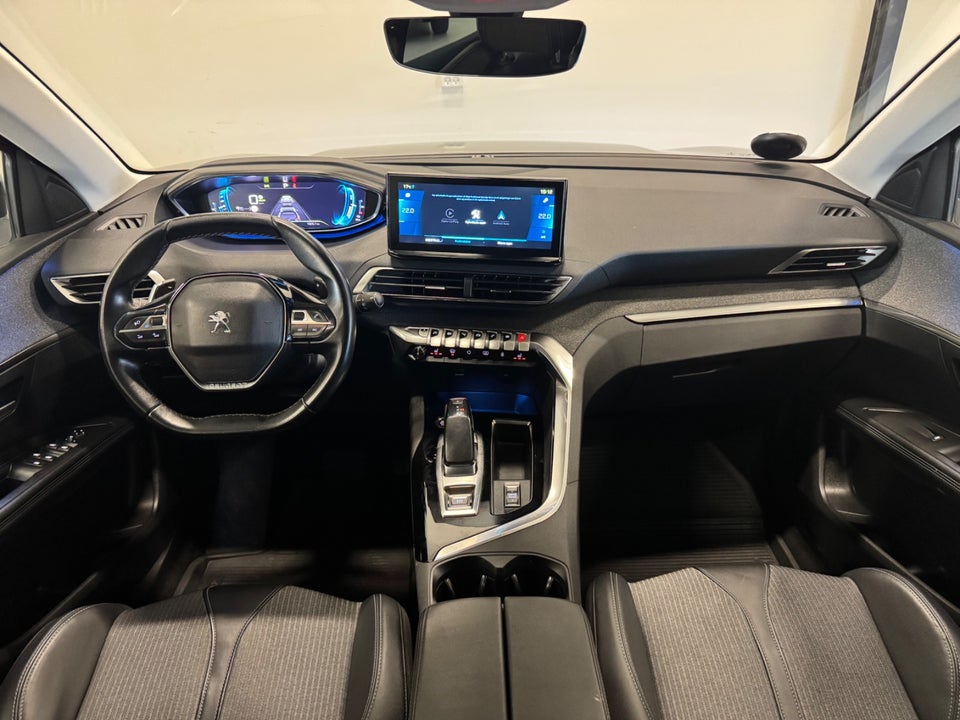 Peugeot 3008 1,6 Hybrid Allure Pack EAT8 5d