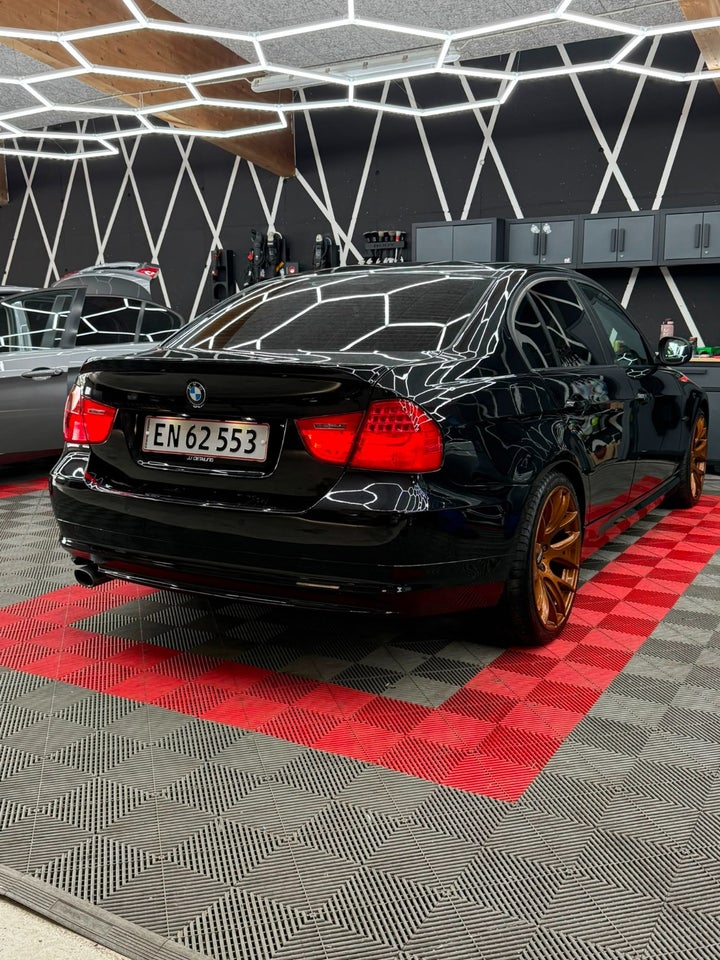 BMW 320d 2,0  4d