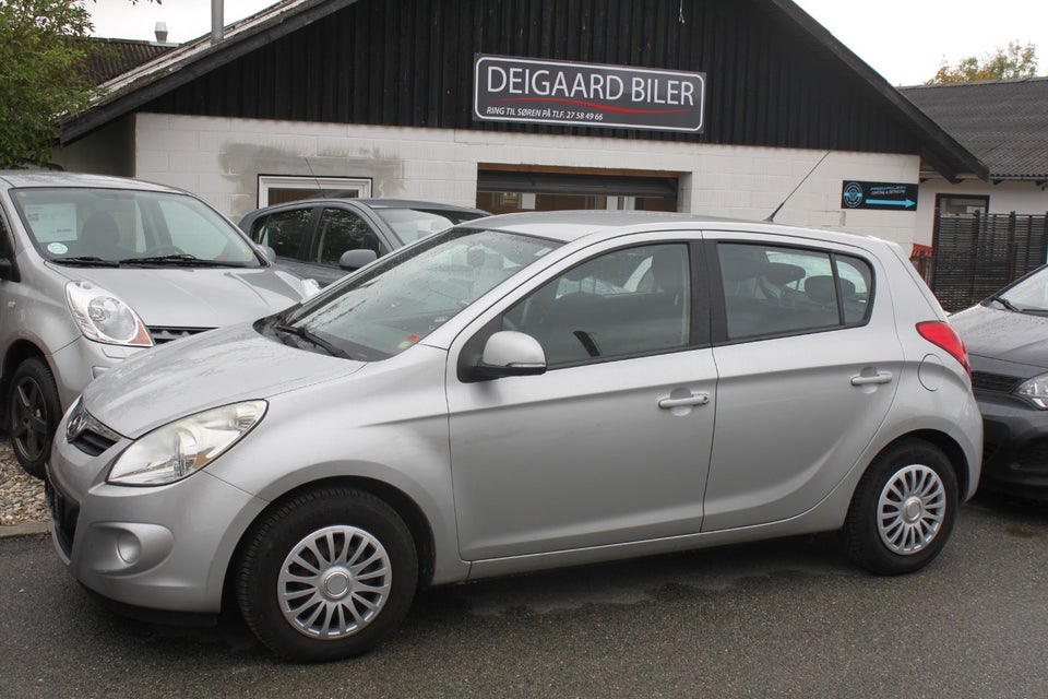 Hyundai i20 1,25 Classic 5d
