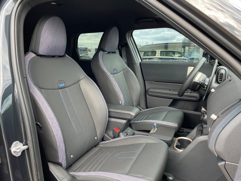 MINI Countryman SE Favoured Trim L ALL4 5d