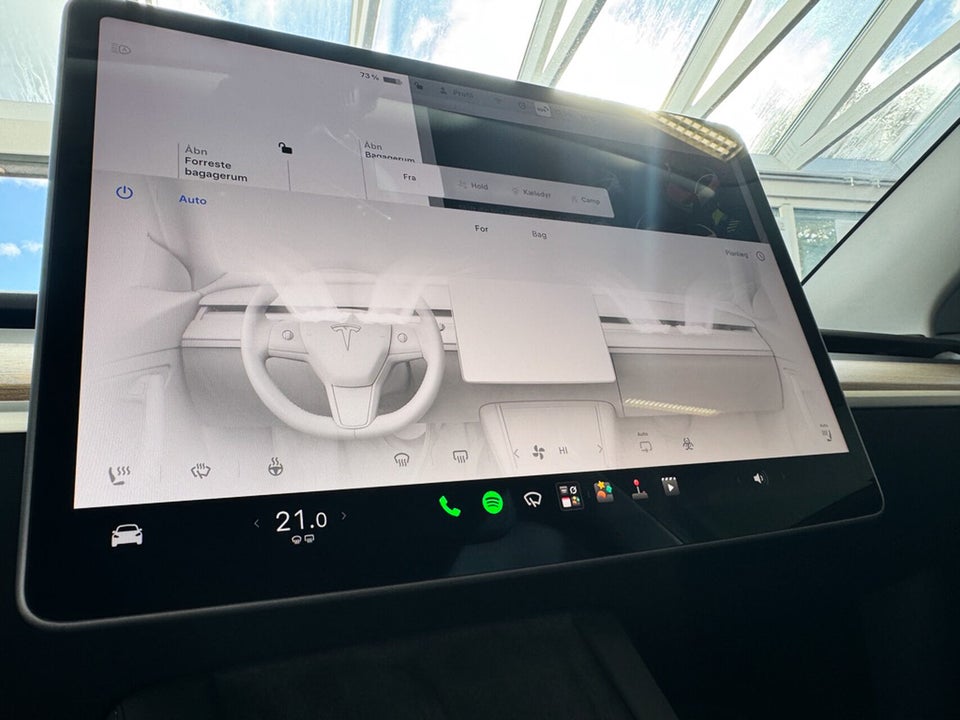 Tesla Model Y Long Range AWD 5d