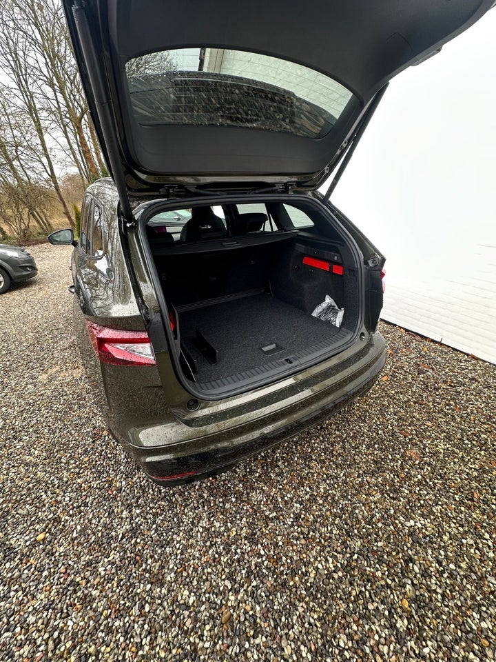 Skoda Enyaq 85 iV Sportline Maxx 5d